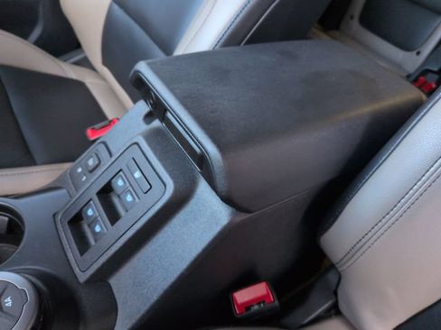Used 2023 Ford Bronco Wildtrak AWD/4WD image 19