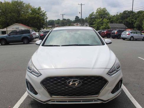 Used 2018 Hyundai Sonata Sport w/ Tech Package 05 FWD image 2
