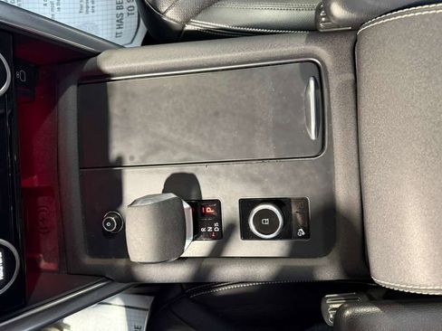 Used 2023 Land Rover Discovery S R-Dynamic AWD/4WD image 18