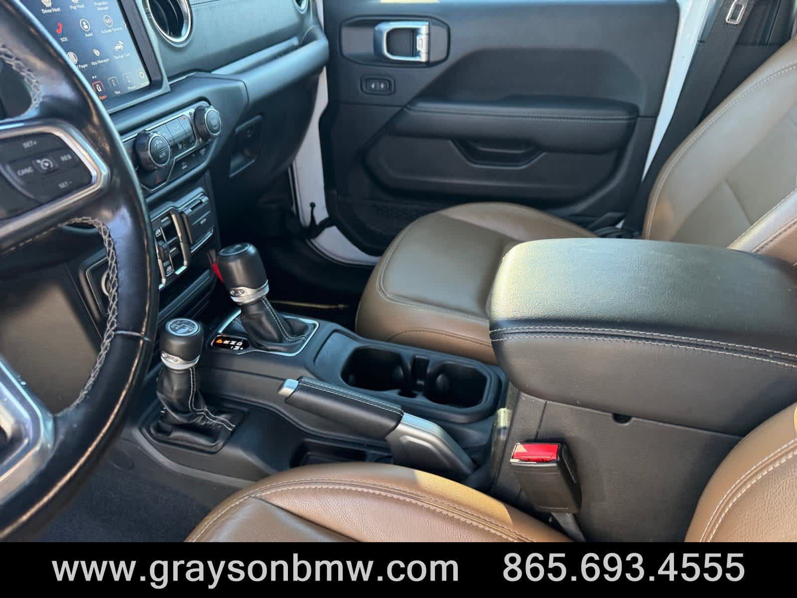 Used 2021 Jeep Wrangler Unlimited Sahara AWD/4WD image 14