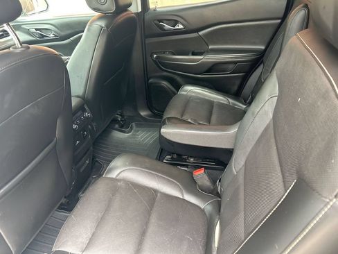 Used 2018 GMC Acadia SLT FWD image 7