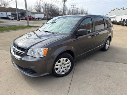 Used 2015 Dodge Grand Caravan SE