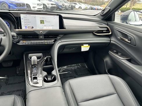 Used 2026 Toyota Crown w/ Advanced Technology Package AWD/4WD image 16