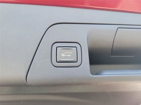 Used 2023 Buick Envision Preferred AWD/4WD image 10