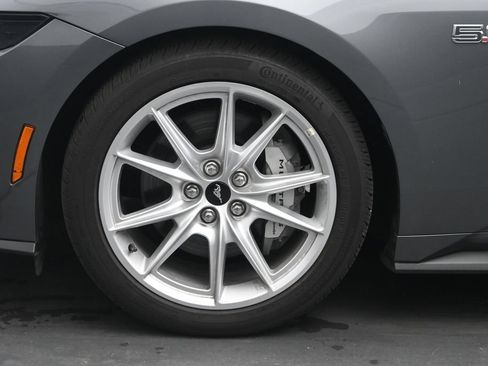 Used 2025 Ford Mustang GT Premium RWD image 30
