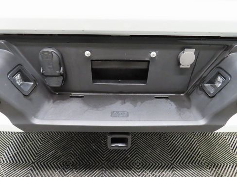 Used 2023 Ford F150 Lariat w/ Equipment Group 502A High image 45