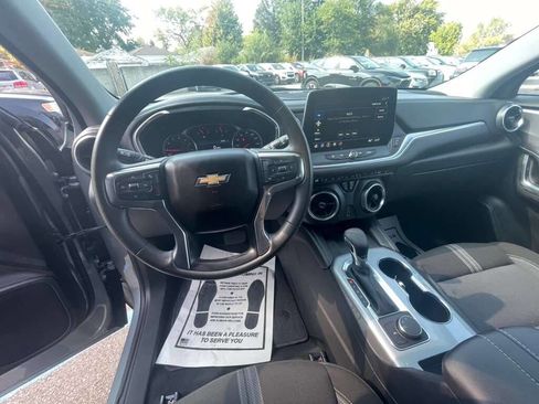 Used 2024 Chevrolet Blazer LT w/ Convenience Package image 12