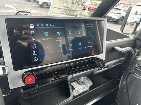 New 2025 Chevrolet Brightdrop 600 image 10