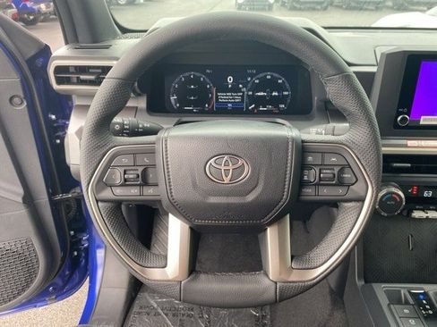 New 2025 Toyota Tacoma TRD Off-Road image 30