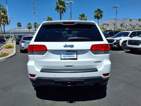 Used 2017 Jeep Grand Cherokee Laredo w/ Quick Order Package 2BE image 11