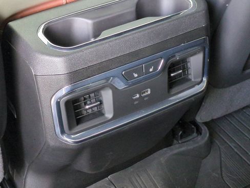 Used 2026 GMC Sierra 3500 Denali Ultimate AWD/4WD image 41