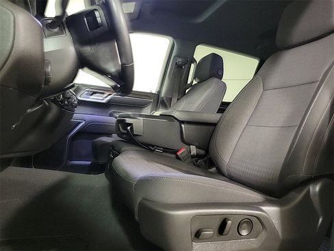 Used 2025 Chevrolet Silverado 1500 LT image 10