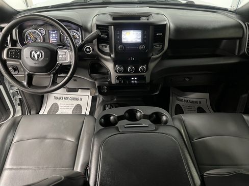 Used 2022 RAM 2500 Tradesman w/ Chrome Appearance Group image 25