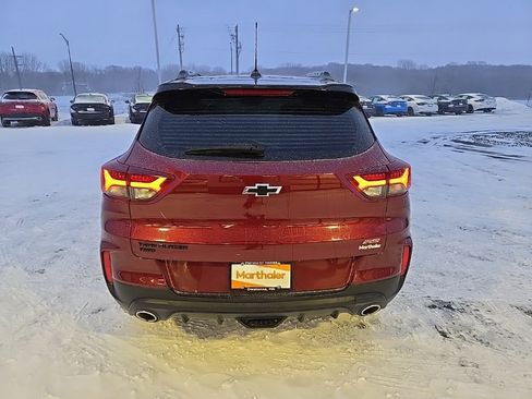 Used 2023 Chevrolet TrailBlazer RS w/ Sun and Liftgate Package image 4