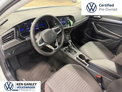 Used 2024 Volkswagen Jetta S FWD image 9