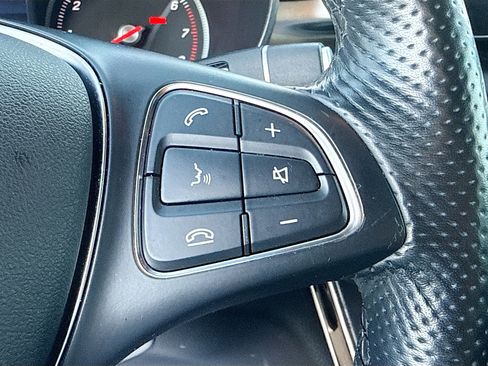 Used 2018 Mercedes-Benz GLC 350e 4MATIC image 38