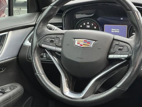 Used 2023 Cadillac XT6 Premium Luxury w/ Technology Package image 15