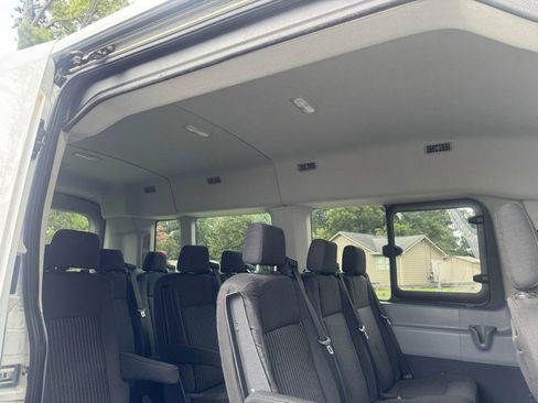 Used 2018 Ford Transit 350 XLT RWD image 18