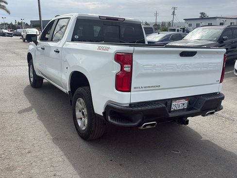 Used 2022 Chevrolet Silverado 1500 LT Trail Boss w/ Convenience Package II AWD/4WD image 3