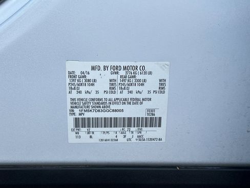 Used 2016 Ford Explorer XLT w/ Equipment Group 201A image 21