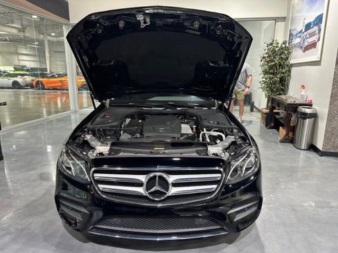 Used 2018 Mercedes-Benz E 300 4MATIC image 23