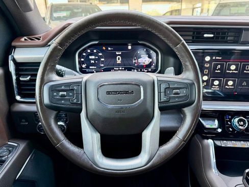 Used 2022 GMC Sierra 1500 Denali image 15