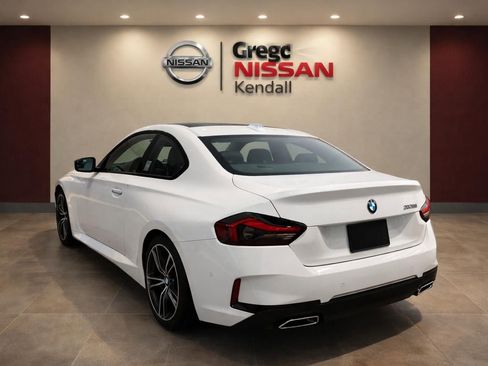 Used 2026 BMW 230i Coupe RWD image 4