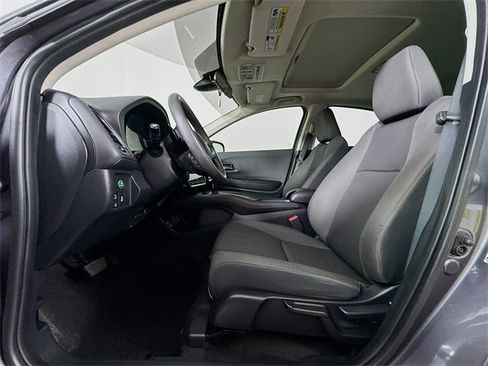 Used 2021 Honda HR-V EX image 32