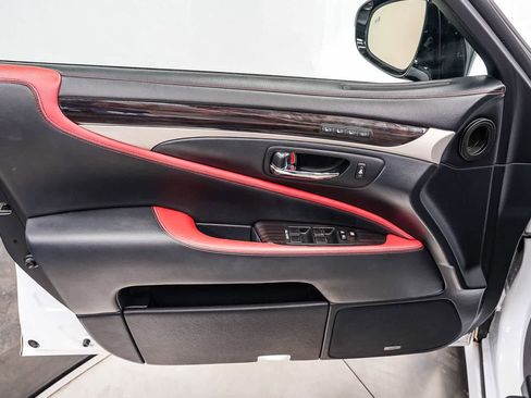 Used 2015 Lexus LS 460 RWD image 22