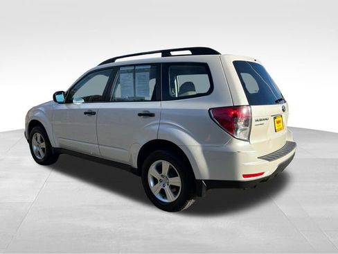 Used 2012 Subaru Forester 2.5X w/ Alloy Wheel Pkg image 5