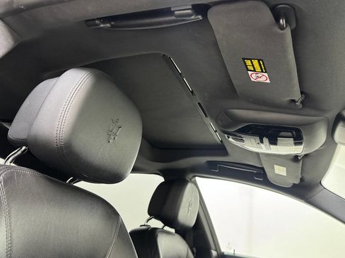 Used 2017 Maserati Ghibli image 30