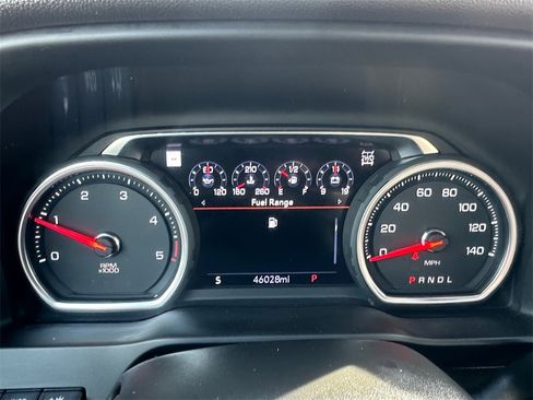 Used 2022 Chevrolet Silverado 2500 High Country w/ Z71 Off-Road Package image 13