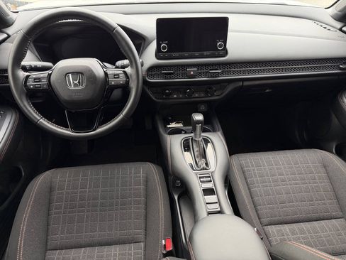 Used 2023 Honda HR-V Sport image 18