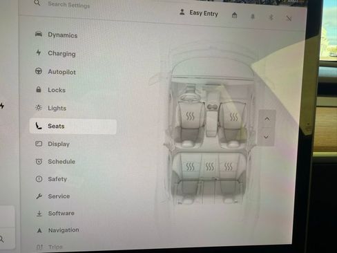 Used 2019 Tesla Model 3 Performance image 23