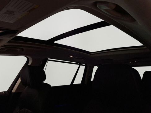 Certified 2025 BMW X7 xDrive40i image 16