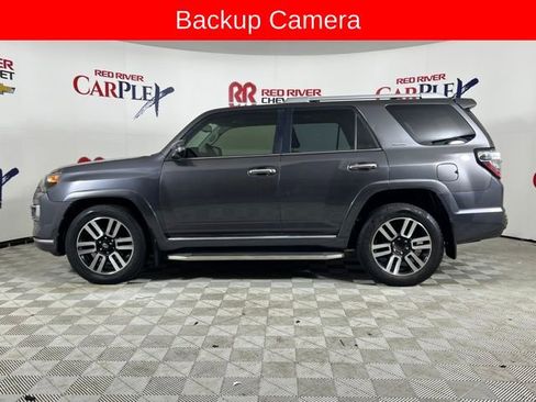 Used 2015 Toyota 4Runner SR5 image 4
