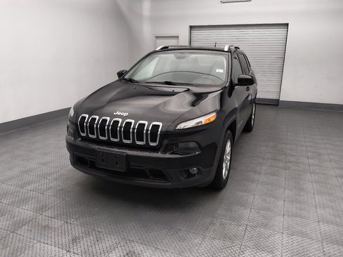 Used 2015 Jeep Cherokee Latitude w/ Comfort/Convenience Group FWD image 15