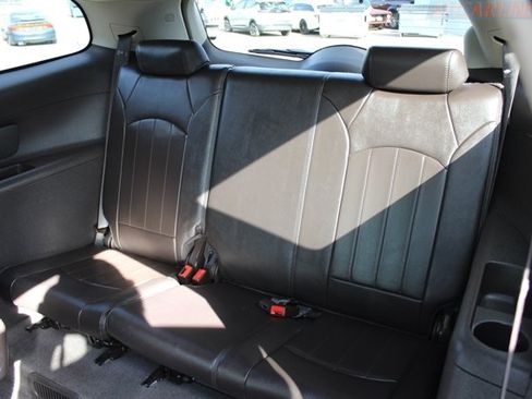 Used 2014 Buick Enclave Leather w/ Trailering Provision Package FWD image 23