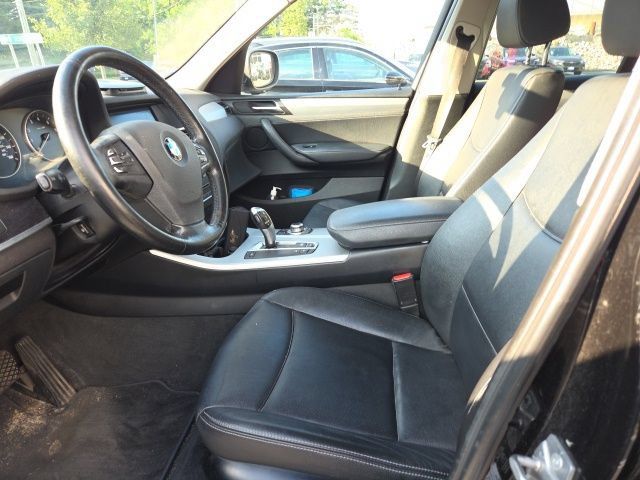 Used 2012 BMW X3 xDrive28i AWD/4WD image 2