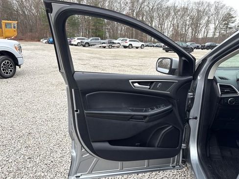 Used 2022 Ford Edge SEL w/ Convenience Package image 23