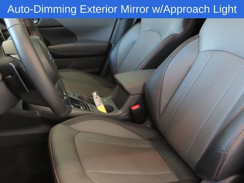 Used 2025 Subaru Crosstrek 2.5i Limited w/ Crosstrek Mirror Package image 13