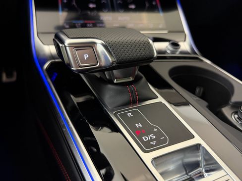 Used 2025 Audi RS 7 Performance image 17