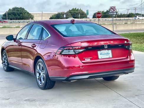 Used 2023 Honda Accord EX image 5