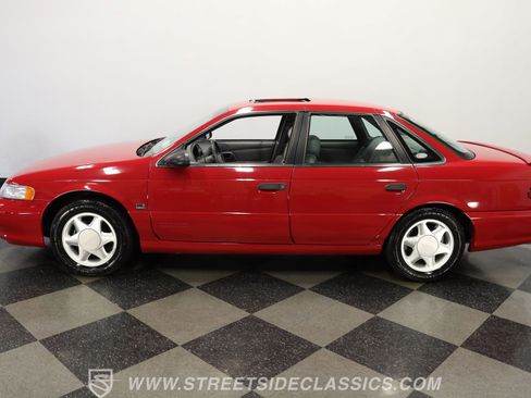 Used 1993 Ford Taurus SHO image 2