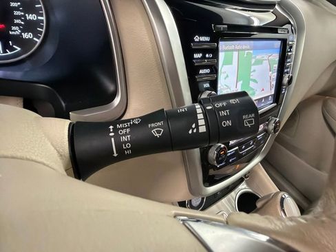 Used 2017 Nissan Murano SL AWD/4WD image 22