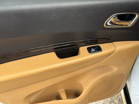 Used 2013 Dodge Durango Citadel w/ Technology Group RWD image 16