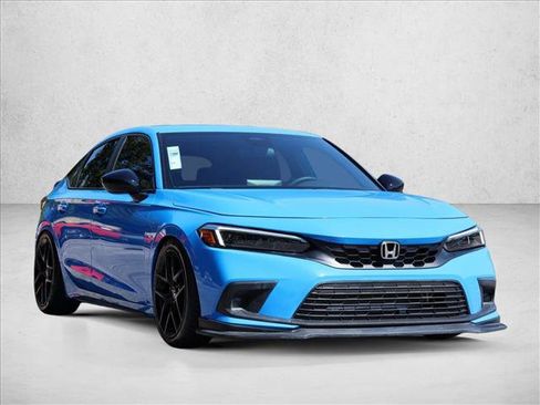Used 2024 Honda Civic Sport image 3