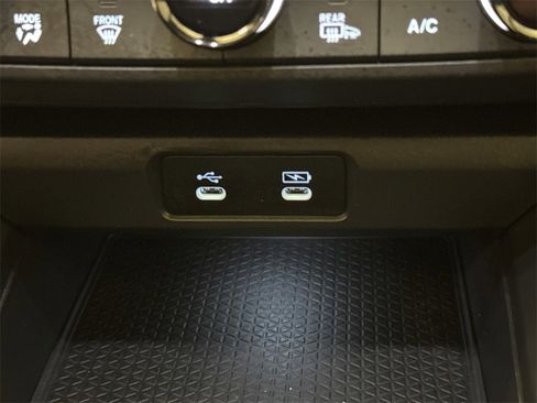 Certified 2025 Honda Accord SE image 26