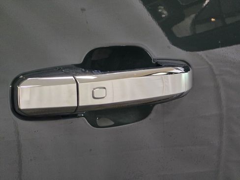 Used 2025 Chevrolet Silverado 3500 LTZ w/ LTZ Convenience Package image 29