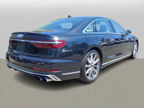 Used 2023 Audi S8 AWD/4WD image 31